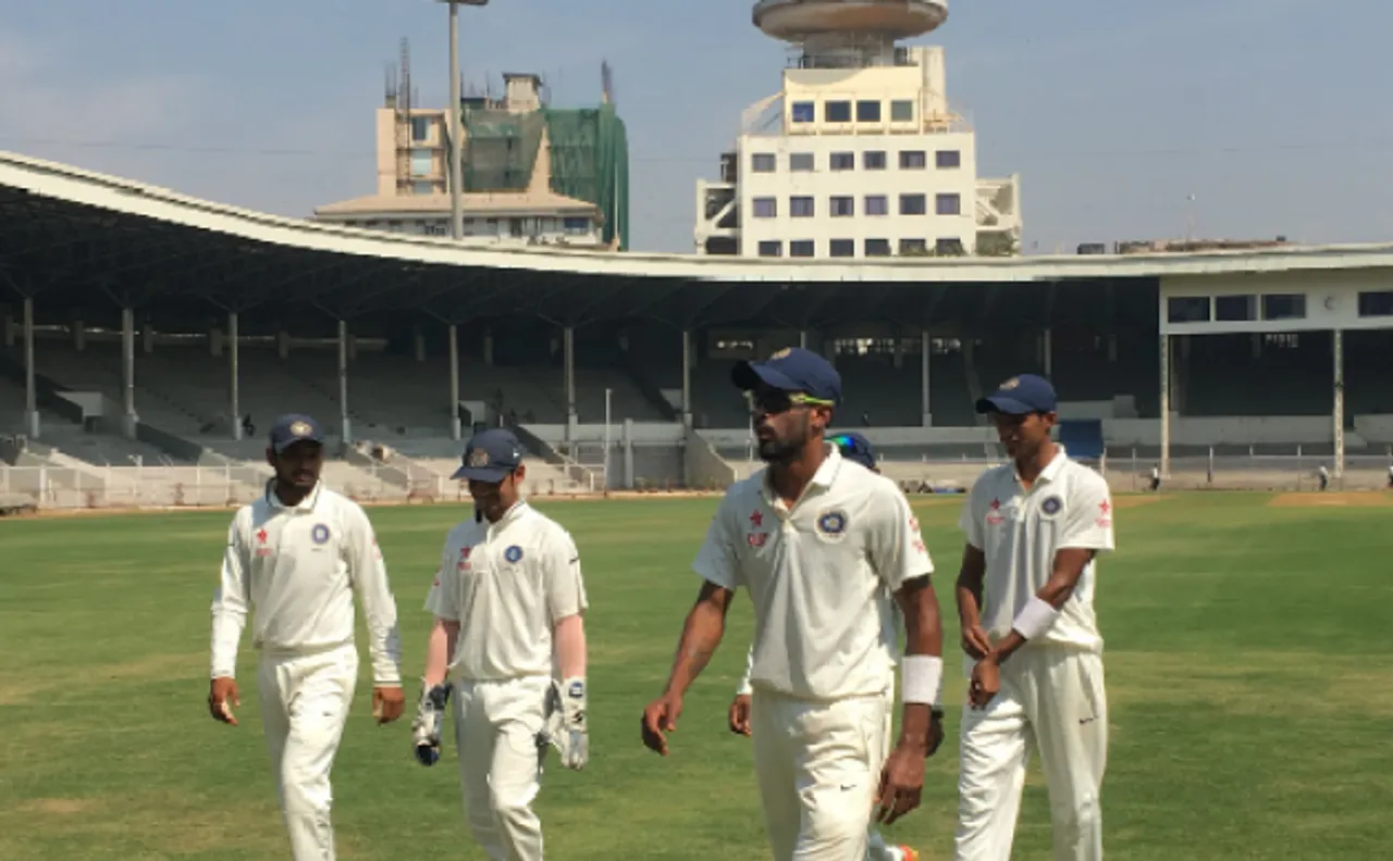 India A vs Aus: हार्दिक पांड्या की कप्तानी में खेलने उतरी इंडिया ए,ऑस्ट्रेलिया के वॉर्नर और मैथ्यूज लौटे पवेलियन