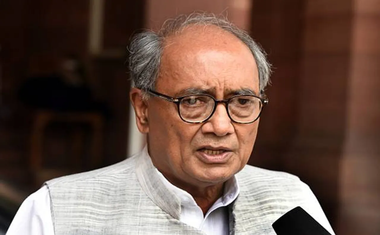 मुसलमानों की धार्मिक भावनाओं आहत करने के मामले में दिग्विजय सिंह के खिलाफ एफआईआर