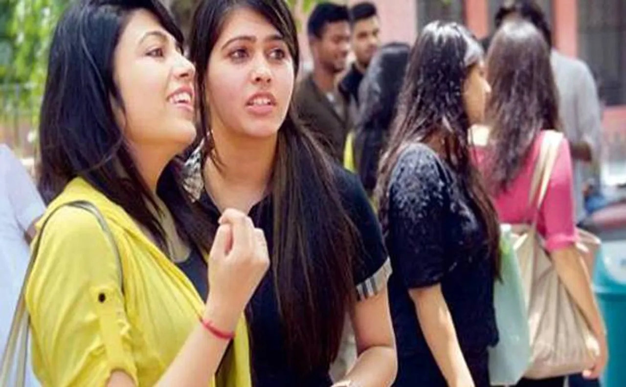 कुंवारी लड़कियों को ही कॉलेज में मिलेगा दाखिला, तेलंगाना सरकार की दलील- शादीशुदाओं के कारण भटक सकता है बाकियों का ध्यान