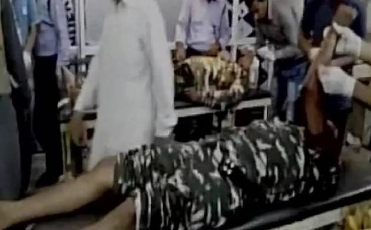 छत्तीसगढ़: सुकमा में नक्सली हमले में 12 CRPF जवान शहीद, पीएम मोदी ने राजनाथ सिंह से की बात