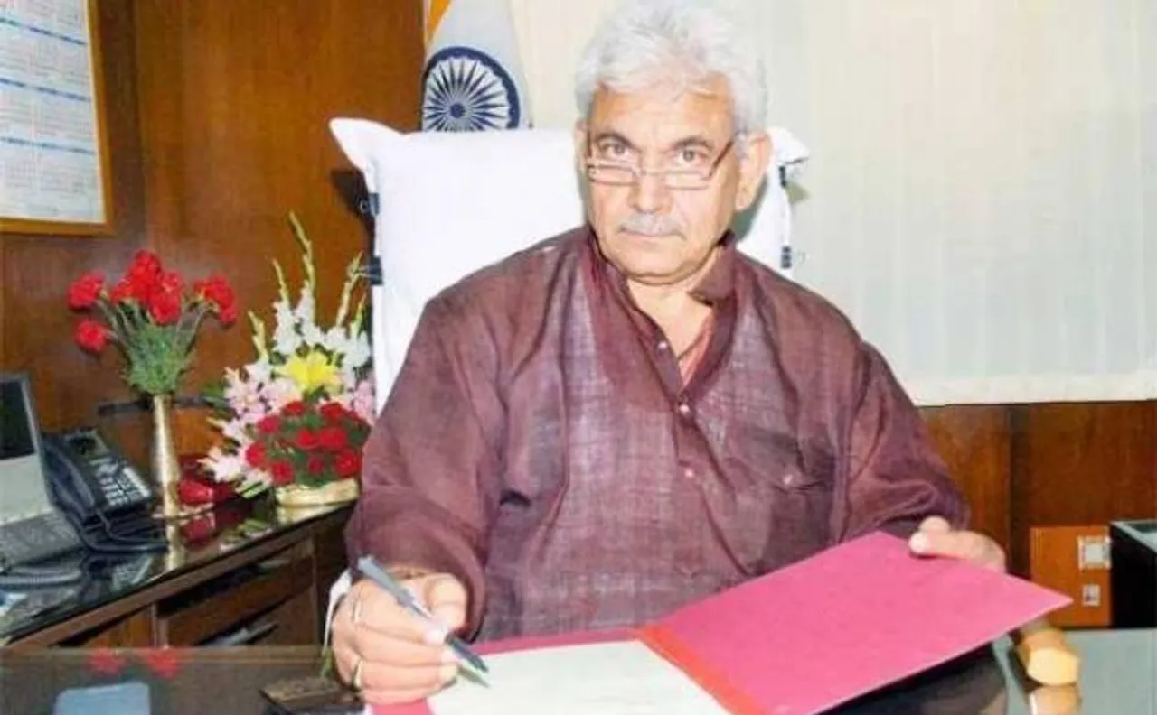 पीएम मोदी और अमित शाह के क़रीबी मनोज सिन्हा क्या हो सकते हैं यूपी के अगले सीएम