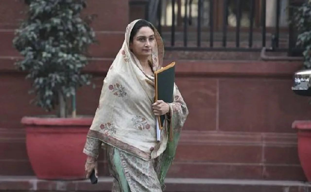 EVM पर हरसिमरत कौर बादल ने केजरीवाल पर साधा निशाना, बोलीं- AAP संयोजक मानसिक संतुलन खो चुके हैं, विपश्यना करें