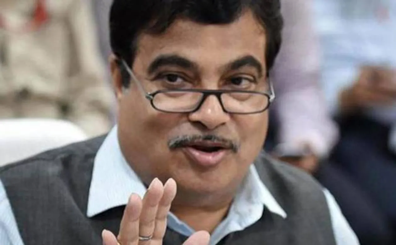 नितिन गडकरी बोले, भारत में 30 फीसदी ड्राइविंग लाइसेंस फर्जी, अब बिना टेस्ट दिये नहीं मिलेगा लाइसेंस