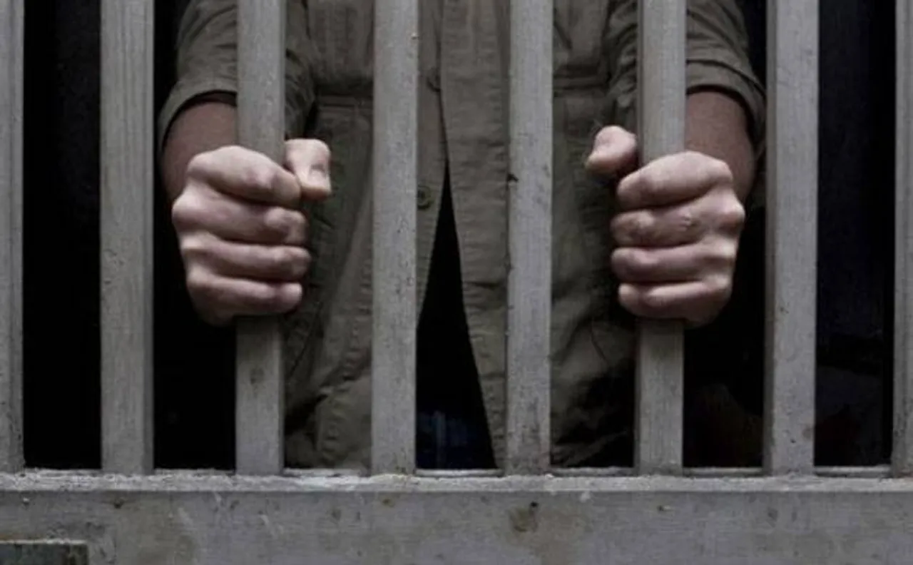 जम्मू कश्मीर के बारामुला जेल से 16 फोन बरामद, भारत में अशांति फैलाने के लिए होता था प्रयोग