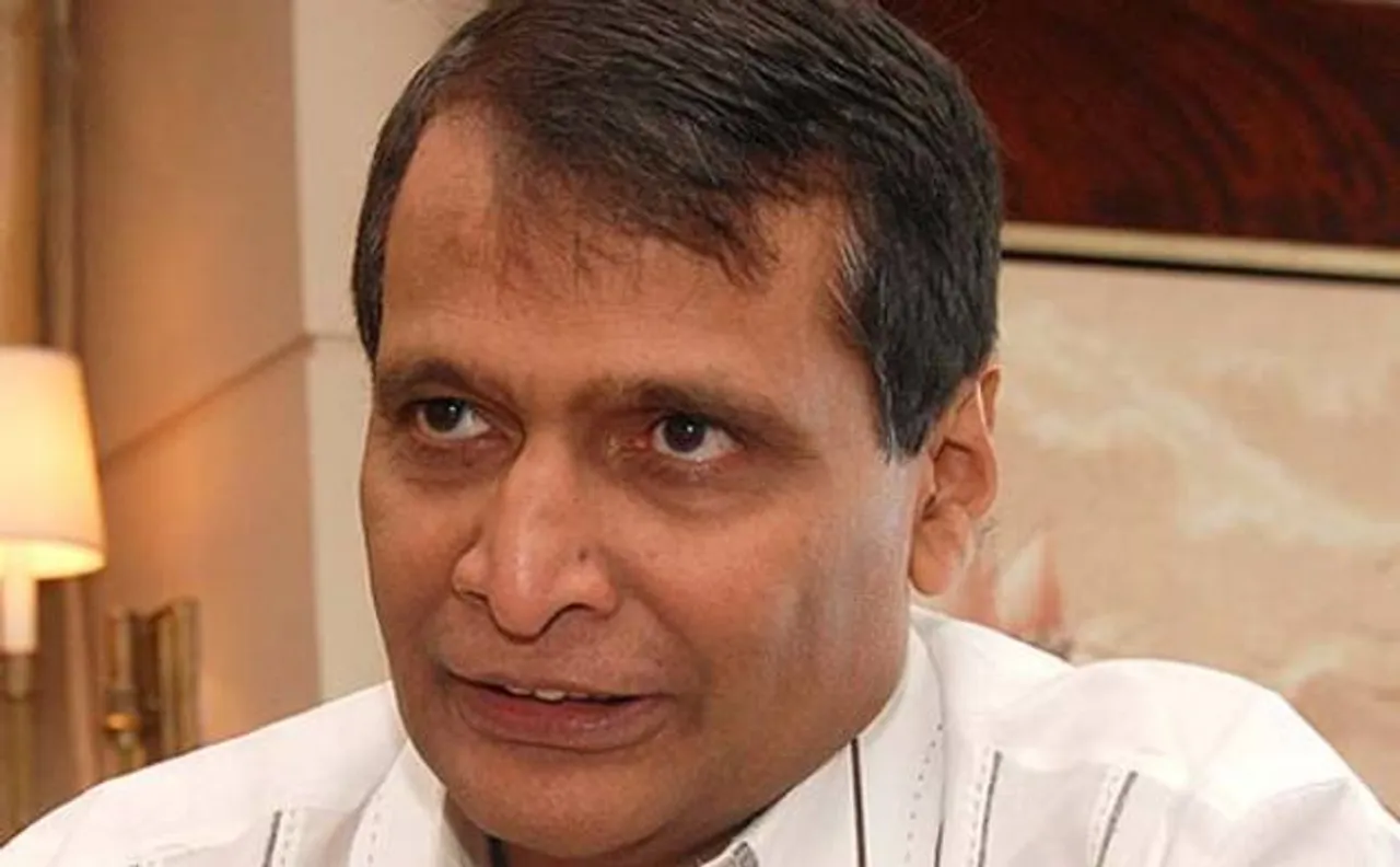 'प्रभु' के नेतृत्व में पटरी पर दौड़ी रेल, 2016-17 में रेलवे की रिकॉर्ड कमाई, 1.68 लाख करोड़ रु कमाया राजस्व