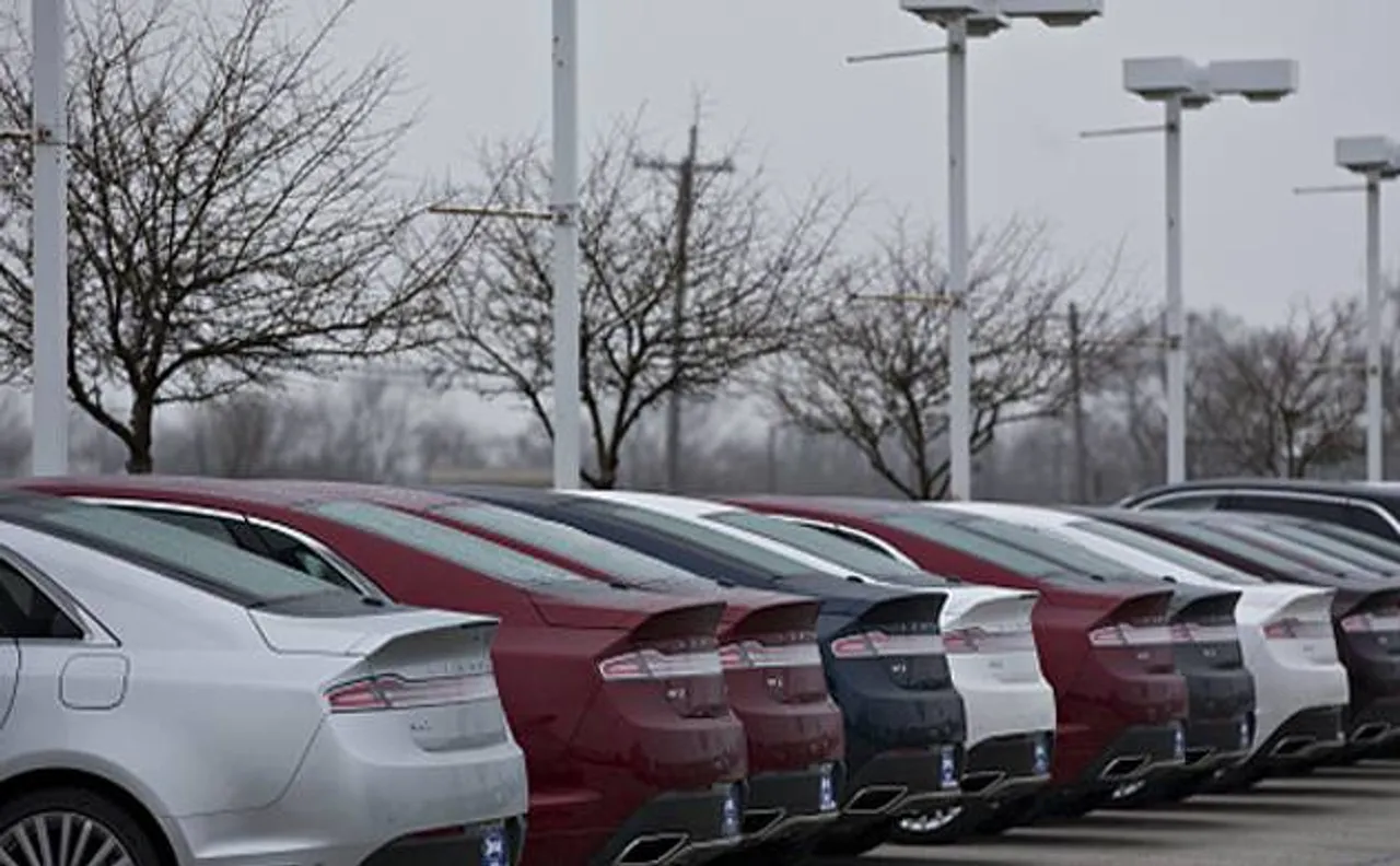 सॉफ्टवेयर की मदद से चुराते थे लग्जरी गाड़ियां, पुलिस ने गिरोह का किया पर्दाफाश, चार गिरफ्तार