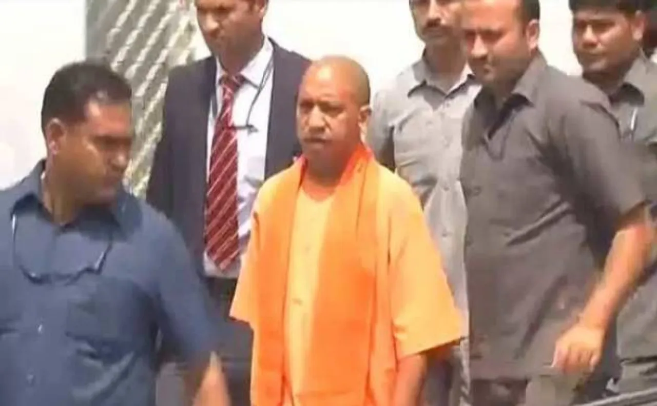 यूपी सीएम योगी की सख़्ती, एसिड बिक्री पर कड़ाई से नियम पालन करने के दिए निर्देश