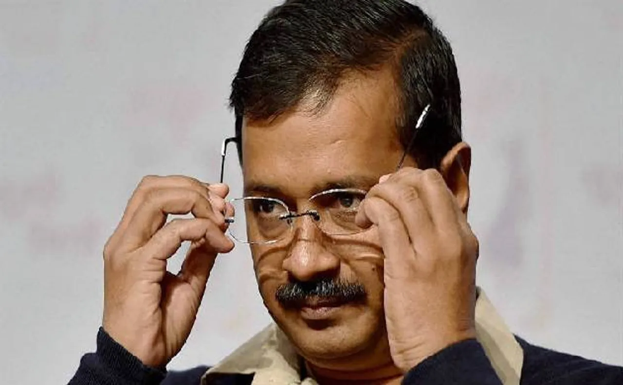 दिल्ली के सीएम केजरीवाल के खिलाफ गिरफ्तारी वारंट जारी, पीएम मोदी की शैक्षणिक योग्यता पर की थी टिप्पणी