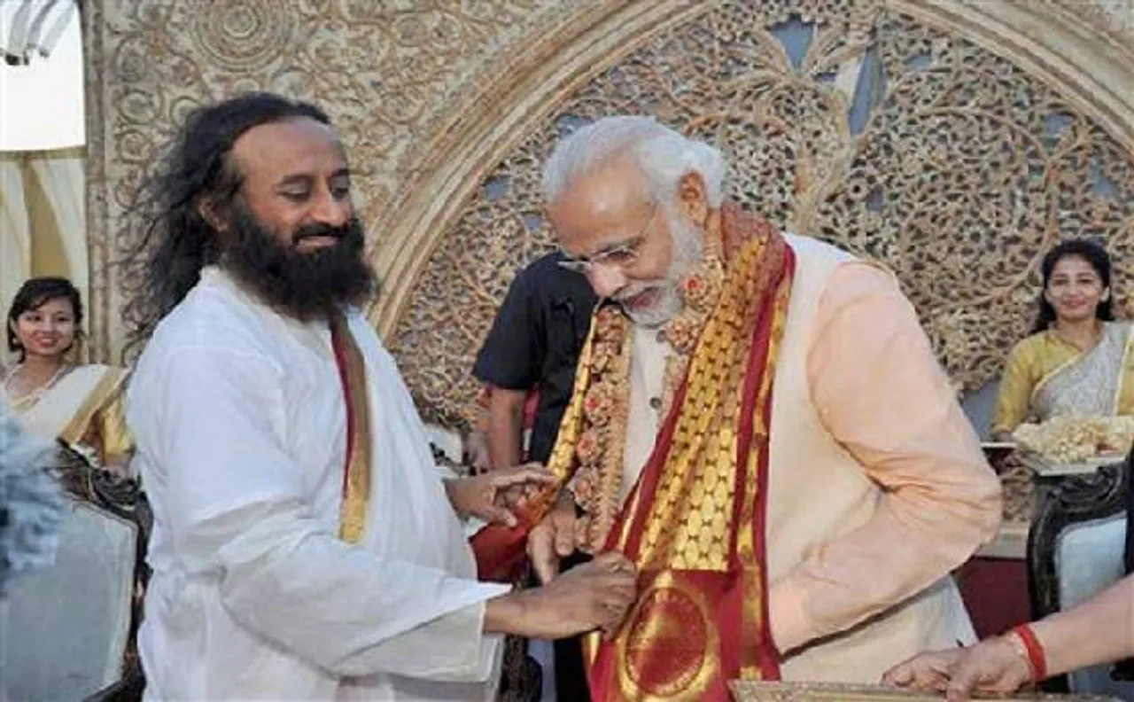 श्री श्री रविशंकर के 'वर्ल्ड कल्चर फेस्टिवल' पर NGT ने उठाए सवाल, कहा- यमुना फ्लडप्लेन को सुधारने में लगेंगे 10 साल