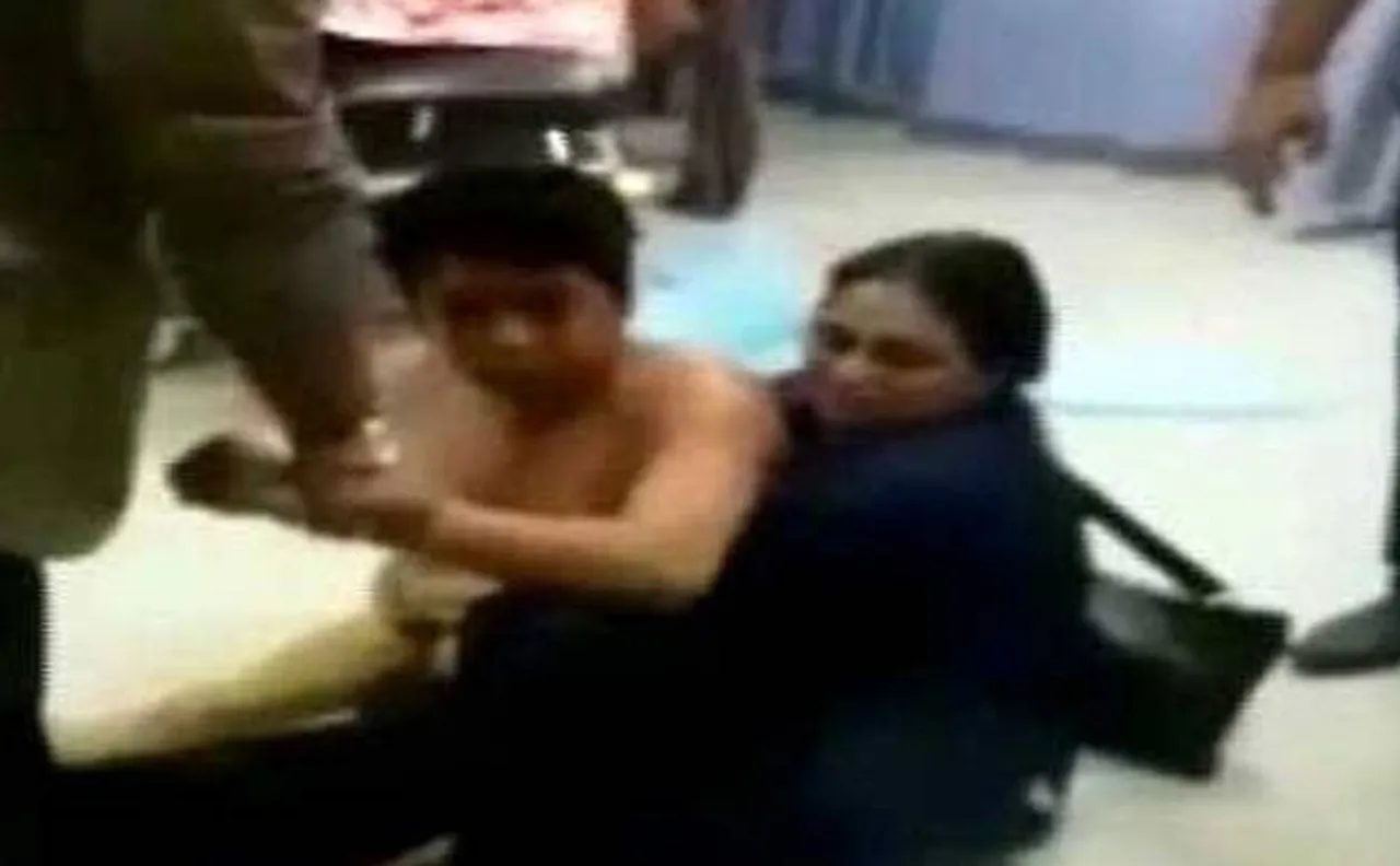 रईसजादे ने हॉस्पिटल में मचाया उत्पात, दिल्ली पुलिस इंस्पेक्टर की कर दी धुनाई