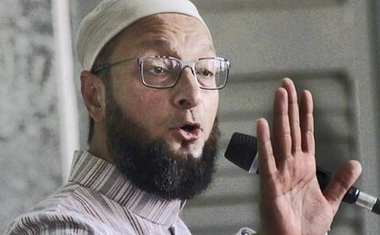 ओवैसी ने कहा- गोरक्षको को पर लगाम लगाए सरकार, आतंकवादी गतिविधियों को दे रहे हैं अंजाम