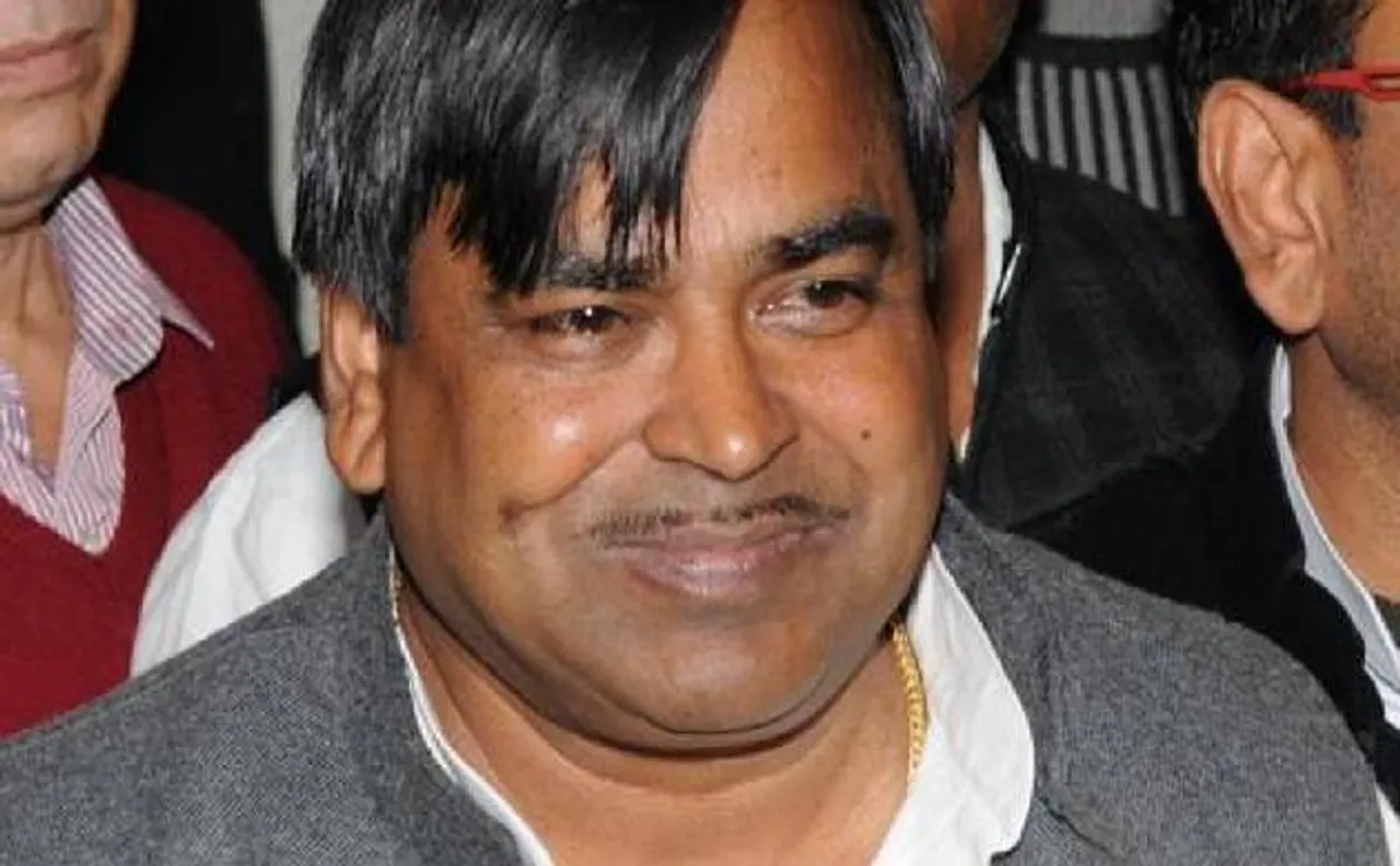 गैंगरेप के आरोपी अखिलेश सरकार के मंत्री गायत्री प्रजापति को मिली ज़मानत, लखनऊ कोर्ट का आदेश