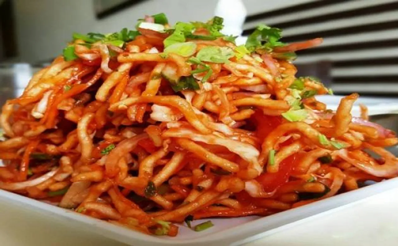 इंस्टैट स्नैक्स के लिए वाई-वाई भेल है अच्छा ऑप्शन, बनाने में नहीं लगती ज्यादा मेहनत