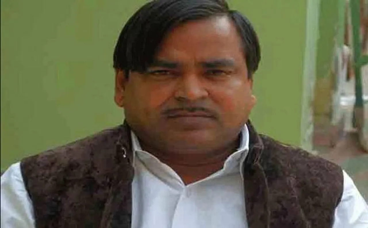 फरियाद लेकर पहुंचा गायत्री प्रजापति का परिवार, सीएम योगी ने किया मिलने से इनकार