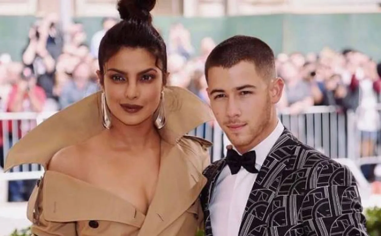 Met Gala 2017: प्रियंका चोपड़ा की ड्रेस मुबंई पुलिस की लेडी कॉन्स्टेबल जैसी...तस्वीरें वायरल