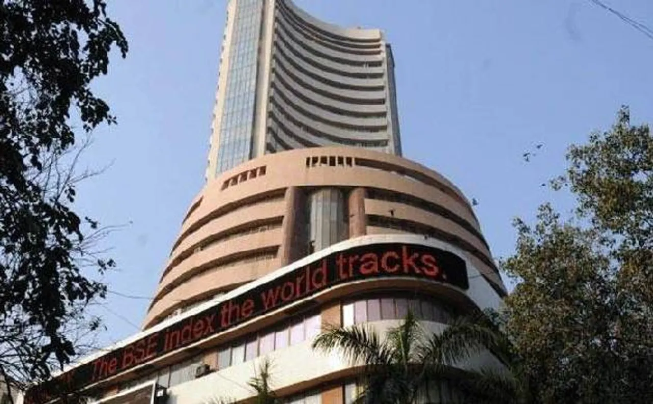 शेयर बाज़ार में मुनाफावसूली हावी, सेंसेक्स ने खोया 30,000 का स्तर, निफ्टी 9300 के नीचे, मेटल और मीडिया में भारी गिरावट