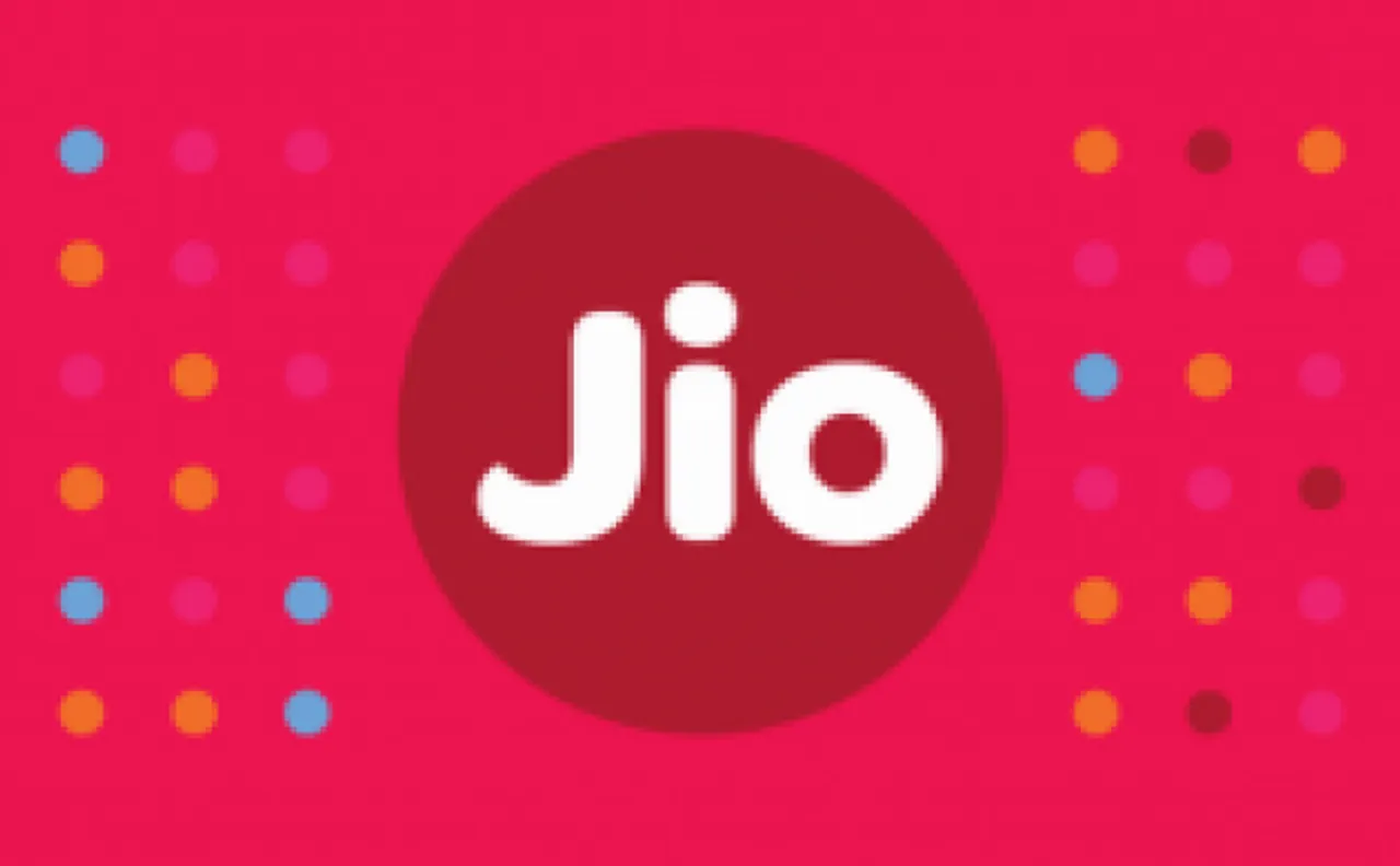 JIO का फिर धमाकेदार ऑफर, 2010 रुपये का डेटा मिलेगा बिल्कुल फ्री, बस करना होगा ये काम