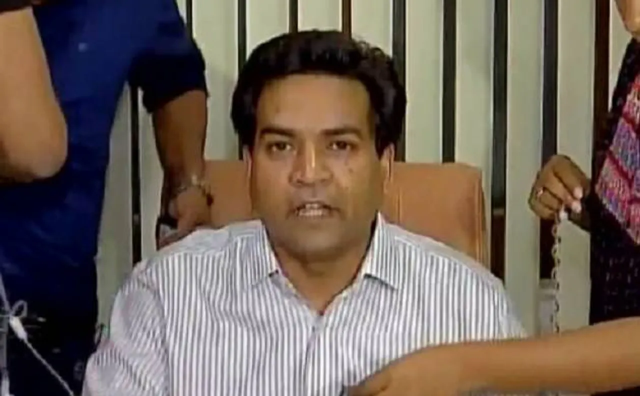 अरविंद केजरीवाल पर घूस लेने का आरोप लगाने के बाद कपिल मिश्रा का ऐलान- सोमवार को जाएंगे ACB