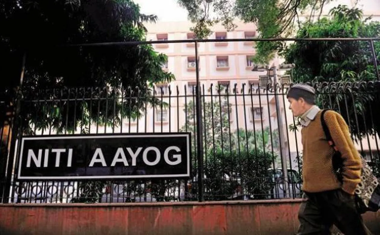 उत्तर प्रदेश की दशा बदलने के लिए योगी सरकार को मिला नीति आयोग का साथ, किसानों की आय बढ़ाने के उपाय पर होगा काम