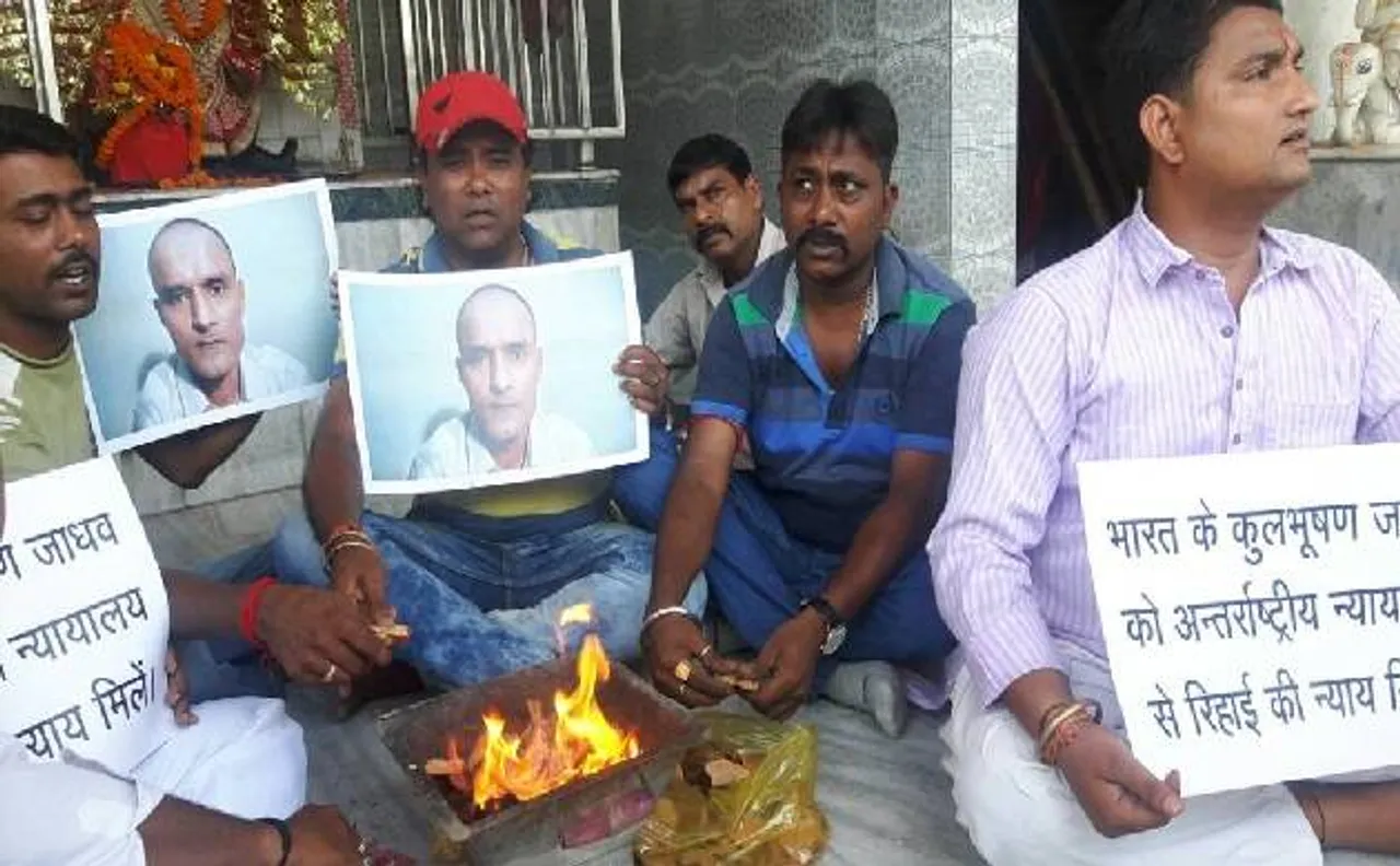 कुलभूषण जाधव: इंटरनेशनल कोर्ट आज सुनाएगा फैसला, फांसी मिलेगी या जीवनदान