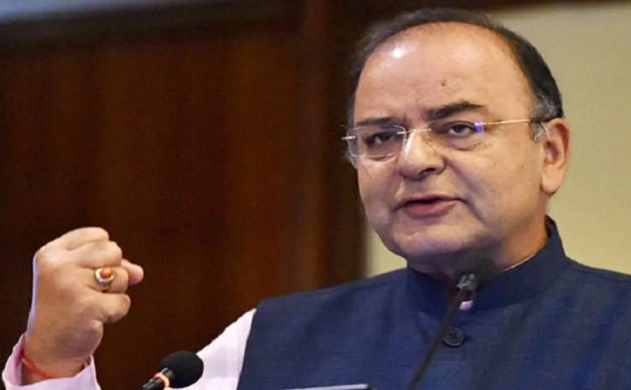 GST: लग्जरी कारों की कीमत में बढ़ोत्तरी, एसी और फ्रिज होंगे सस्ते