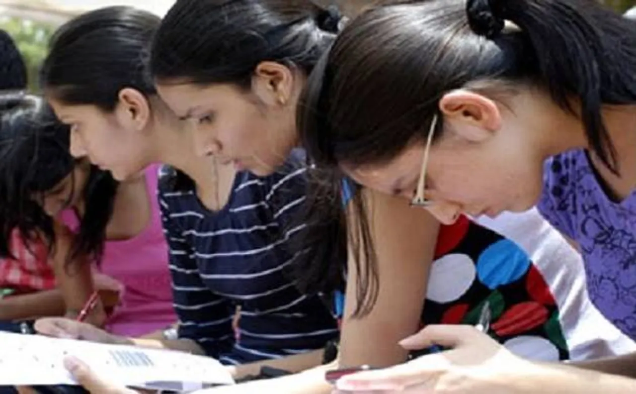 DU Admission 2017: ऑनलाइन रजिस्ट्रेशन से शुरू हुए एडमिशन, जानिए कैसे करें एप्लाई