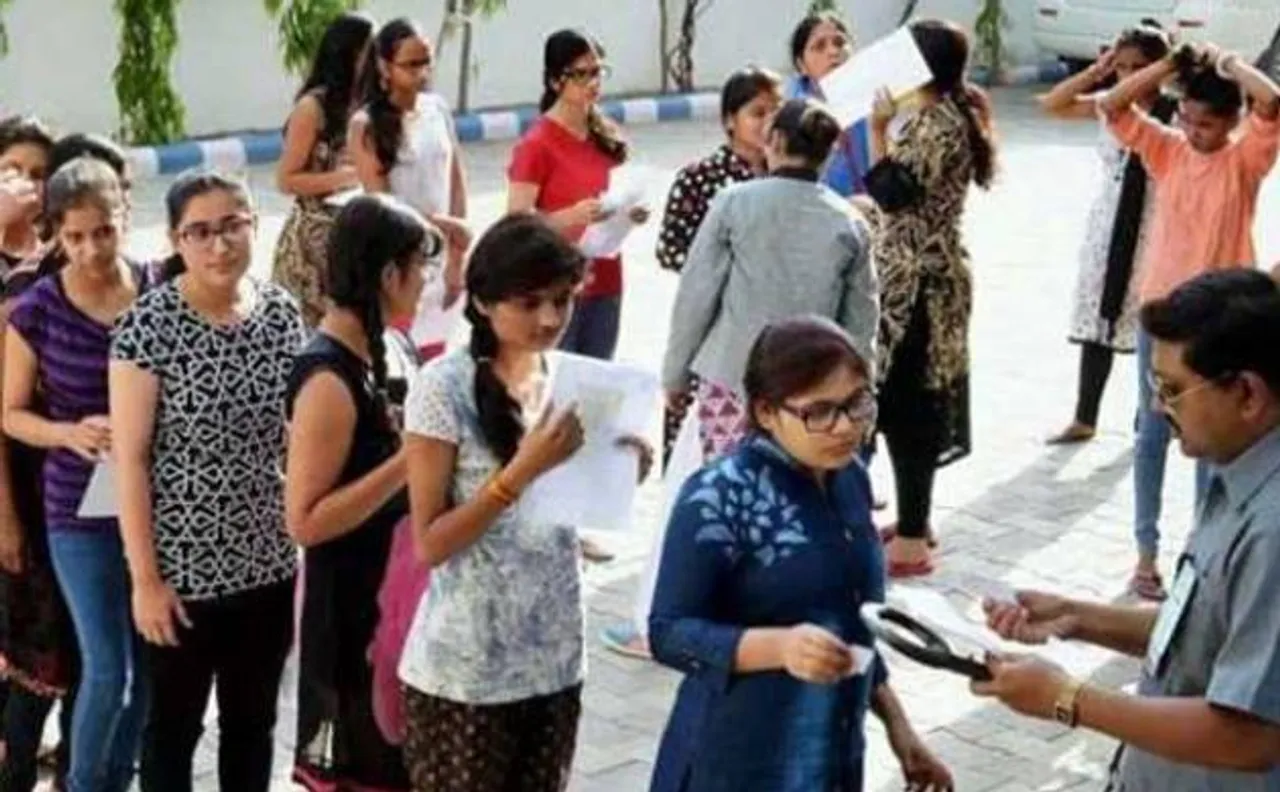 CBSE NEET RESULTS 2017: मद्रास हाईकोर्ट ने परीक्षा परिणाम जारी होने पर लगाई रोक