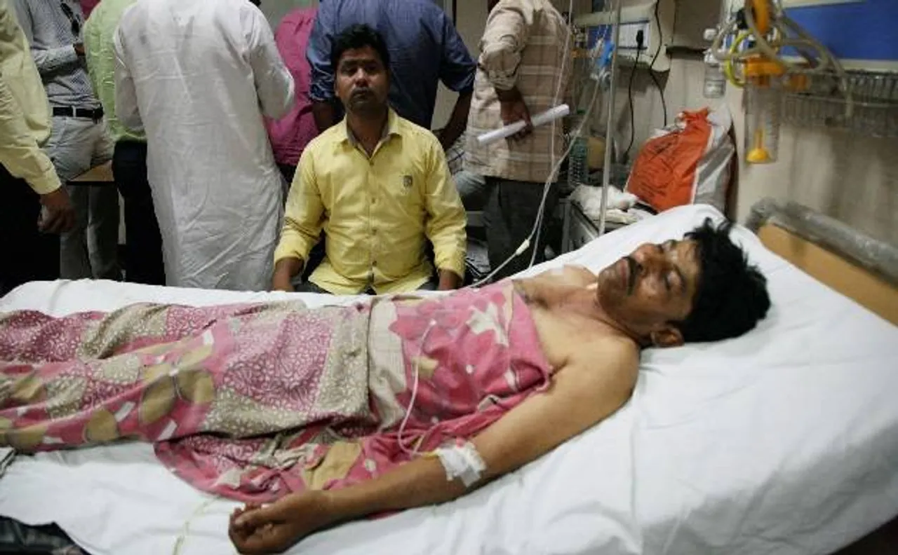 सहरानपुर जातीय हिंसाः योगी सरकार ने डीएम-एसएसपी समेत 4 को किया निलंबित