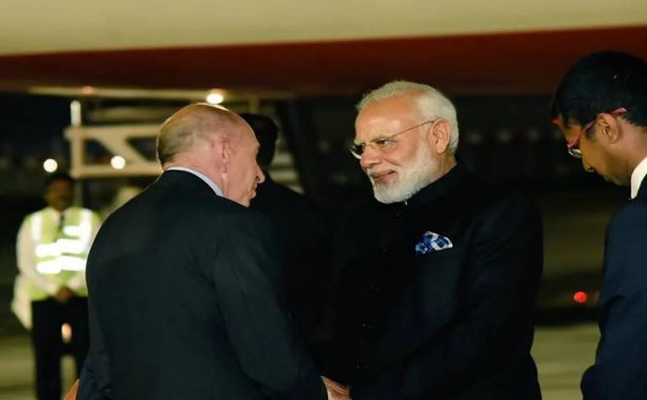 अब रूस के बाद फ्रांस पहुंचे पीएम मोदी, आतंकवाद और जलवायु परिवर्तन पर होगी बात