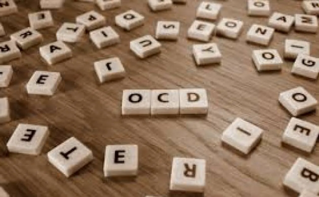 CBSE 10th result 2017: लखनऊ की गौरी के जज्बे को सलाम, OCD बीमारी को पीछे छोड़ किया कमाल