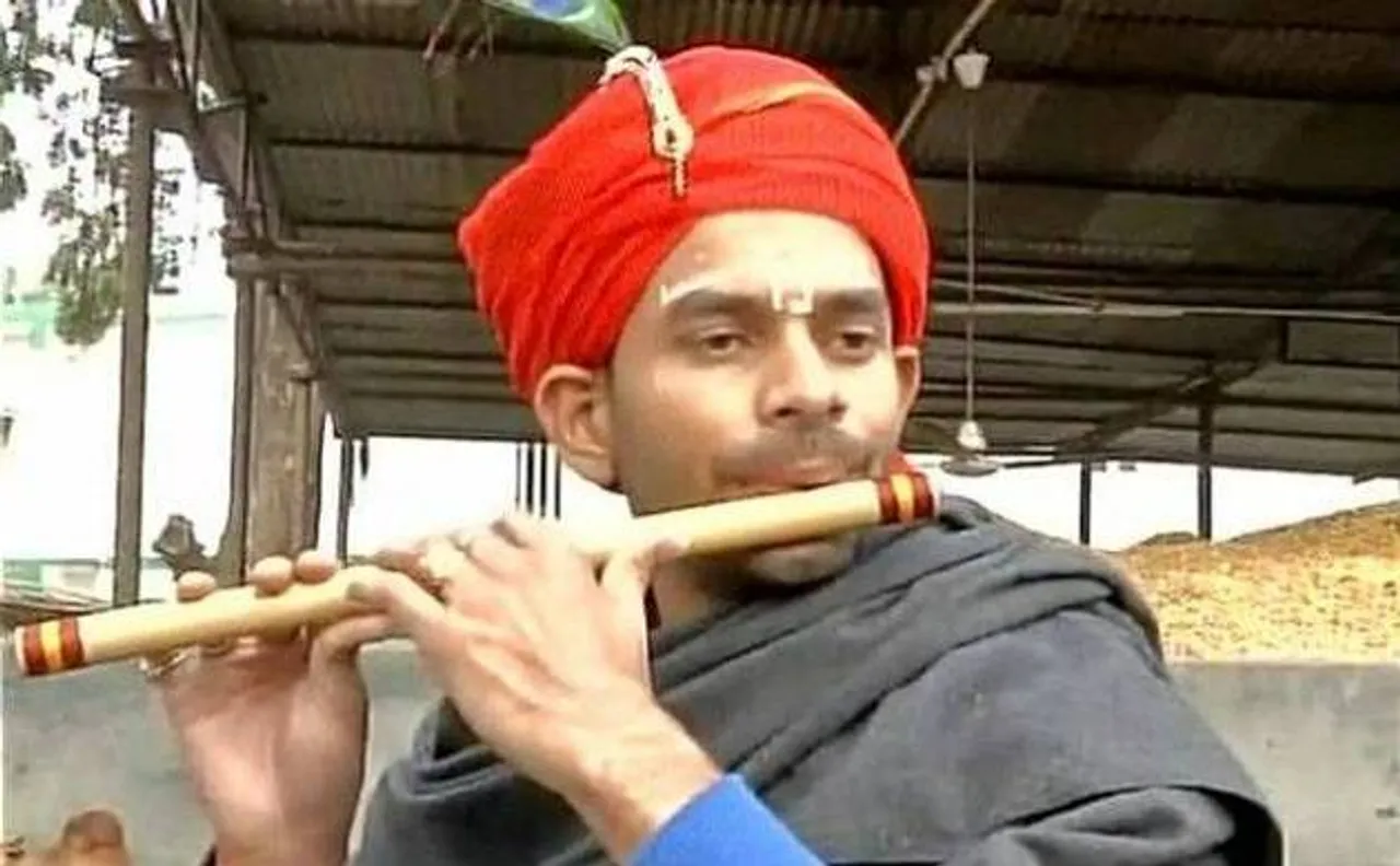 लालू यादव के बेटे तेजप्रताप यादव विरोधियों को हराने के लिए कर रहे हैं  'दुश्मन मारण अनुष्ठान'