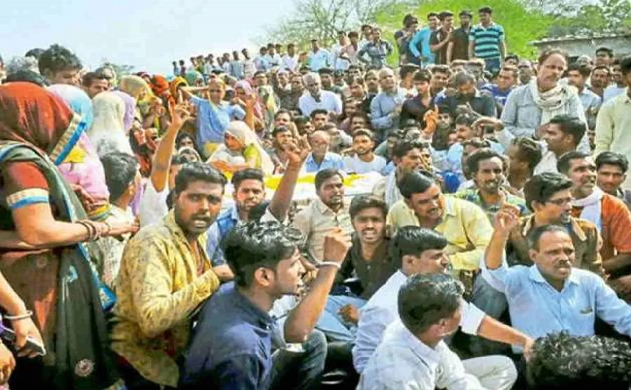 मप्र: शिवराज की तरफ से कर्ज माफी का आश्वासन नहीं मिलने पर किसानों ने भी शुरू किया उपवास