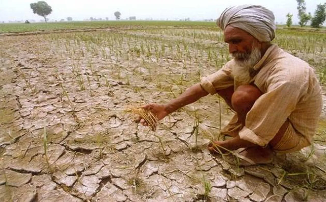 यूपी और महाराष्ट्र के बाद क्या अन्य राज्य करेंगे किसानों का कर्ज माफ!, केंद्र सरकार पर टिकी नजरें
