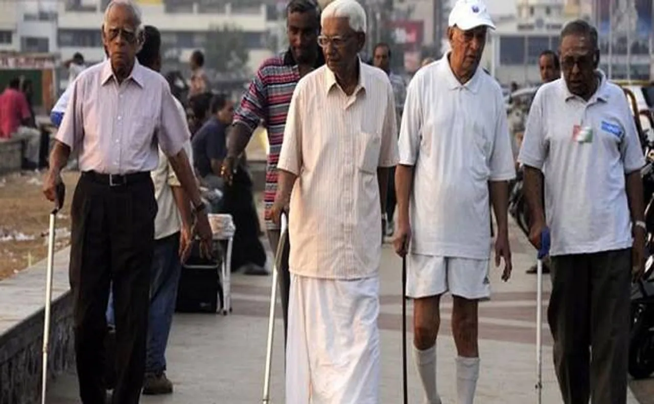 वर्ल्ड एल्डर अब्यूज अवेयरनेस डेः बुजुर्गों के साथ व्यवहार में भारत का रिकॉर्ड है खराब
