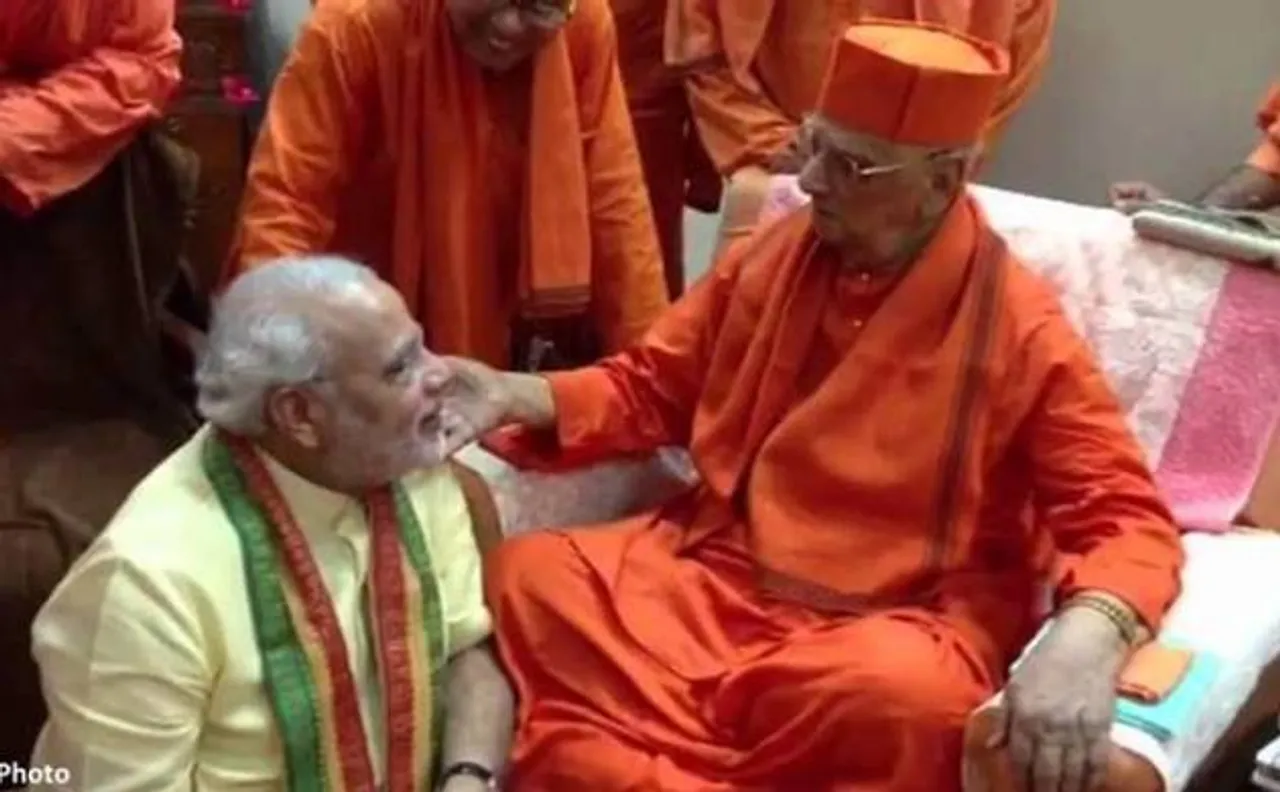 स्वामी आत्मस्थानंद महाराज का निधन, पीएम मोदी और ममता बनर्जी ने जताया दुख