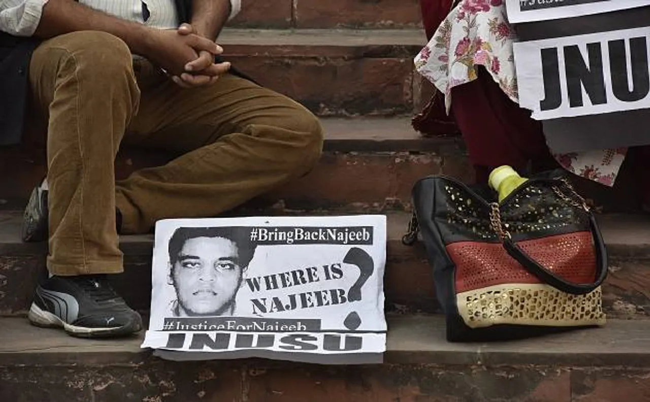 लापता छात्र नजीब अहमद के मामले की जांच के लिए सीबीआई जेएनयू पहुंची