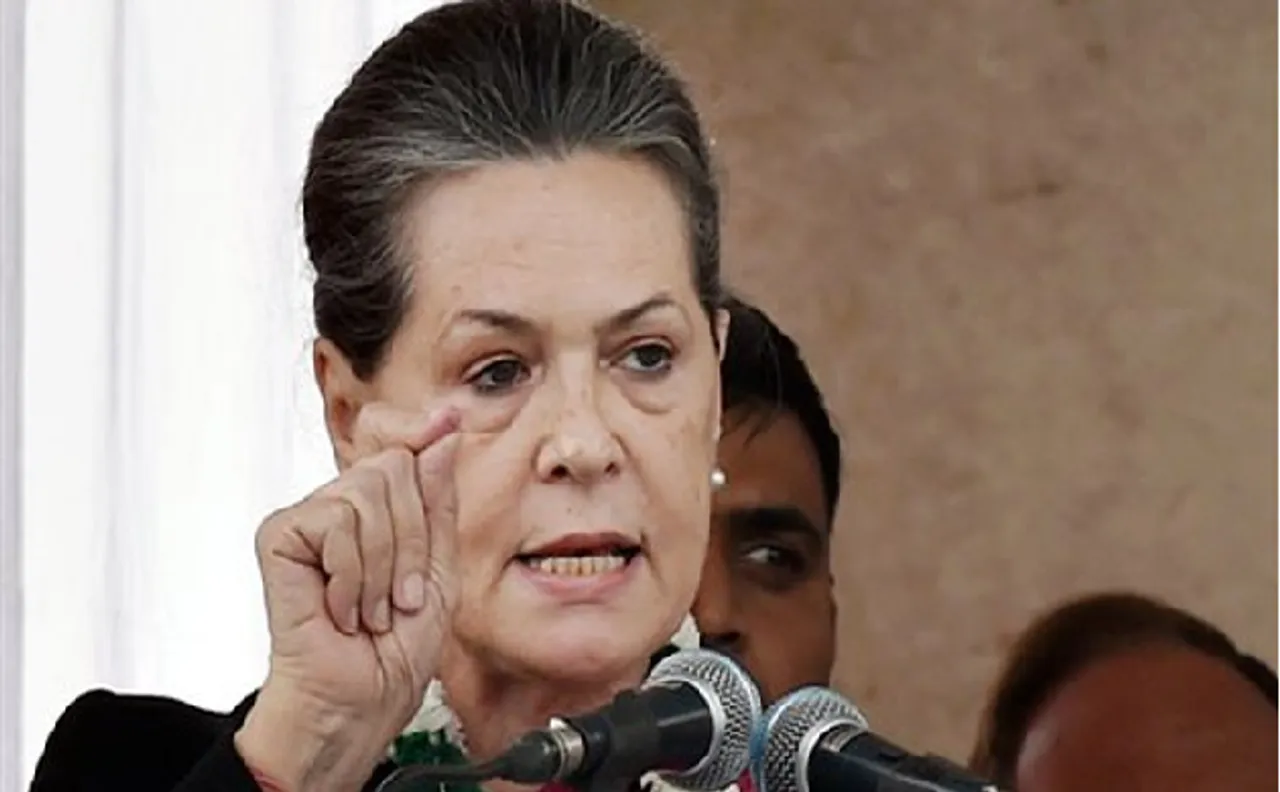 सोनिया गांधी ने कहा, सांप्रदायिक माहौल बिगाड़ने में सफल नहीं होंगी विध्वंसकारी ताकतें