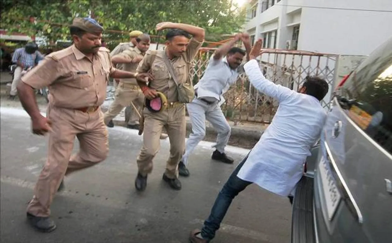 लखनऊः योगी आदित्यनाथ का विरोध करने वाले छात्रों को मिली जमानत