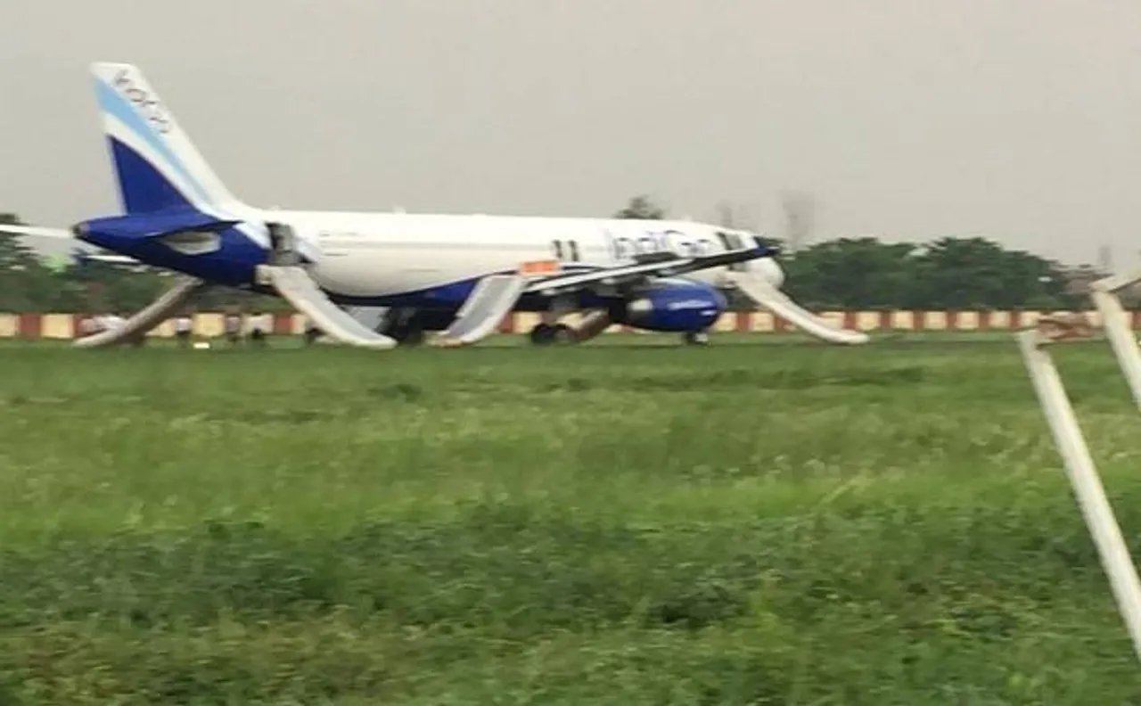 पटनाः इंडिगो फ्लाइट में धुंआ निकलने से एयरपोर्ट पर मची अफरा तफरी