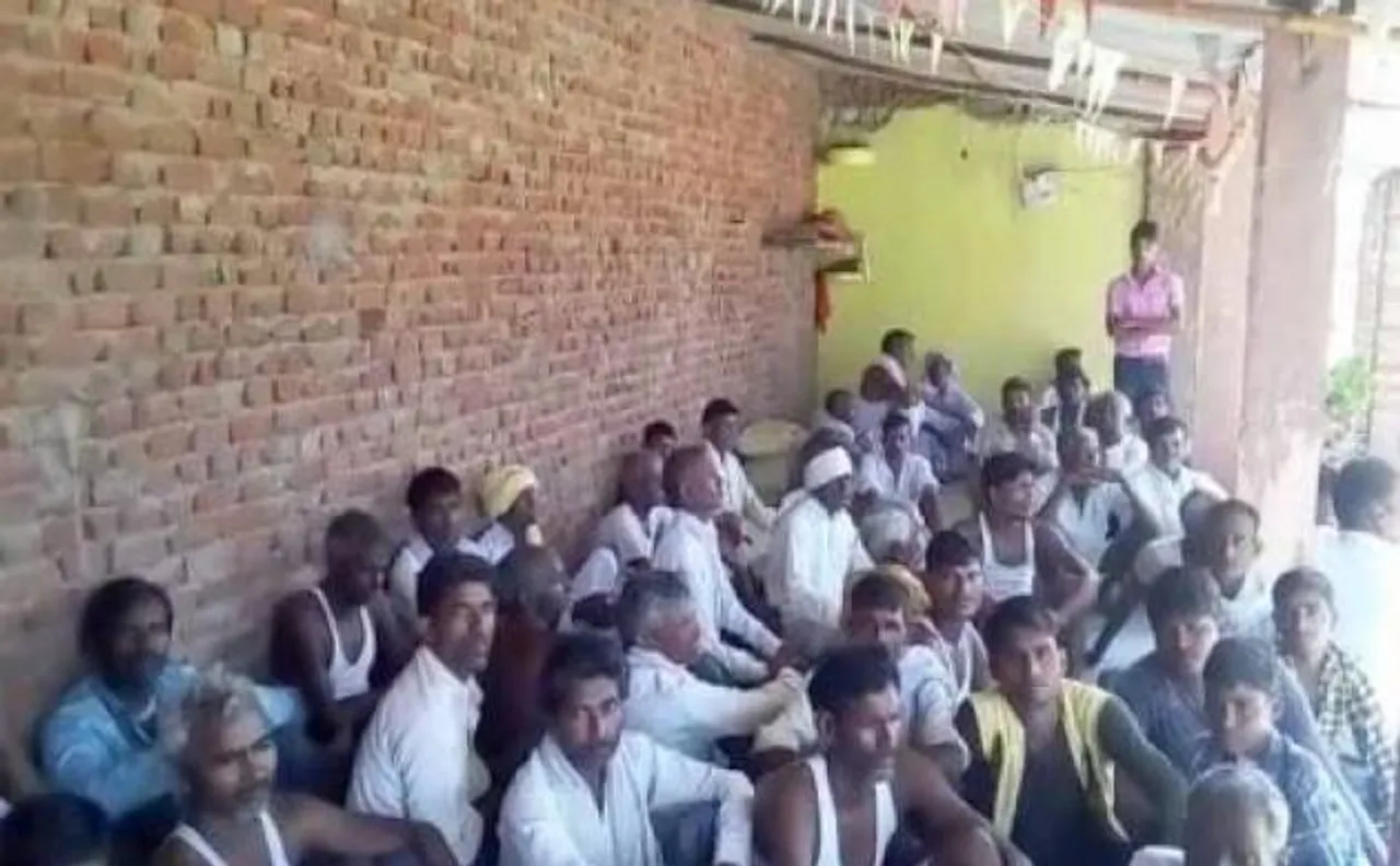 राजस्थान:  बल्दियापुर गांव की पंचायत का तुगलकी फरमान, लड़कियां ना करें मोबाइल का इस्तेमाल