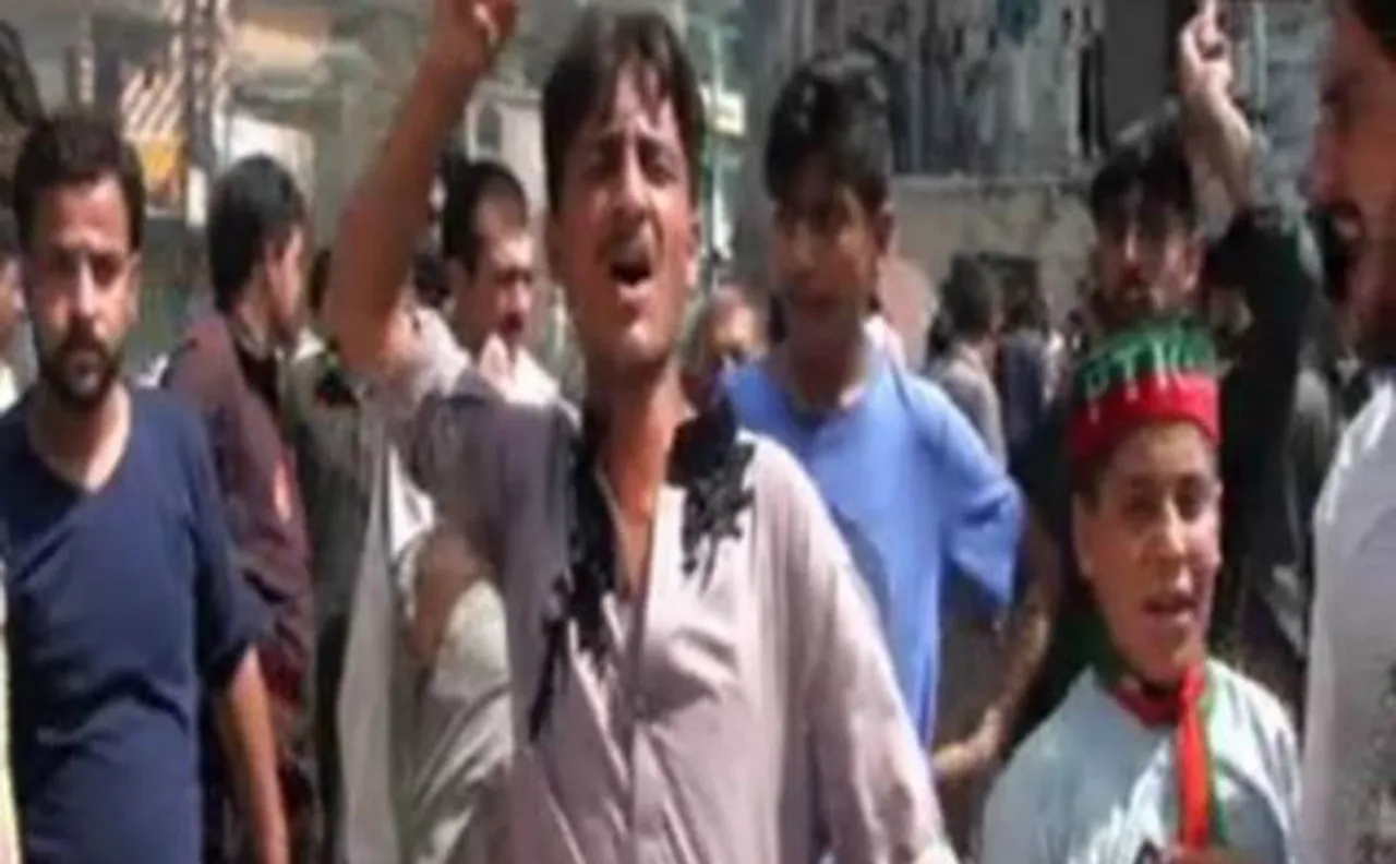 वीडियो: पाकिस्तान अधिकृत कश्मीर निवासियों ने पाक सेना के खिलाफ 'आज़ादी' के लगाए नारे