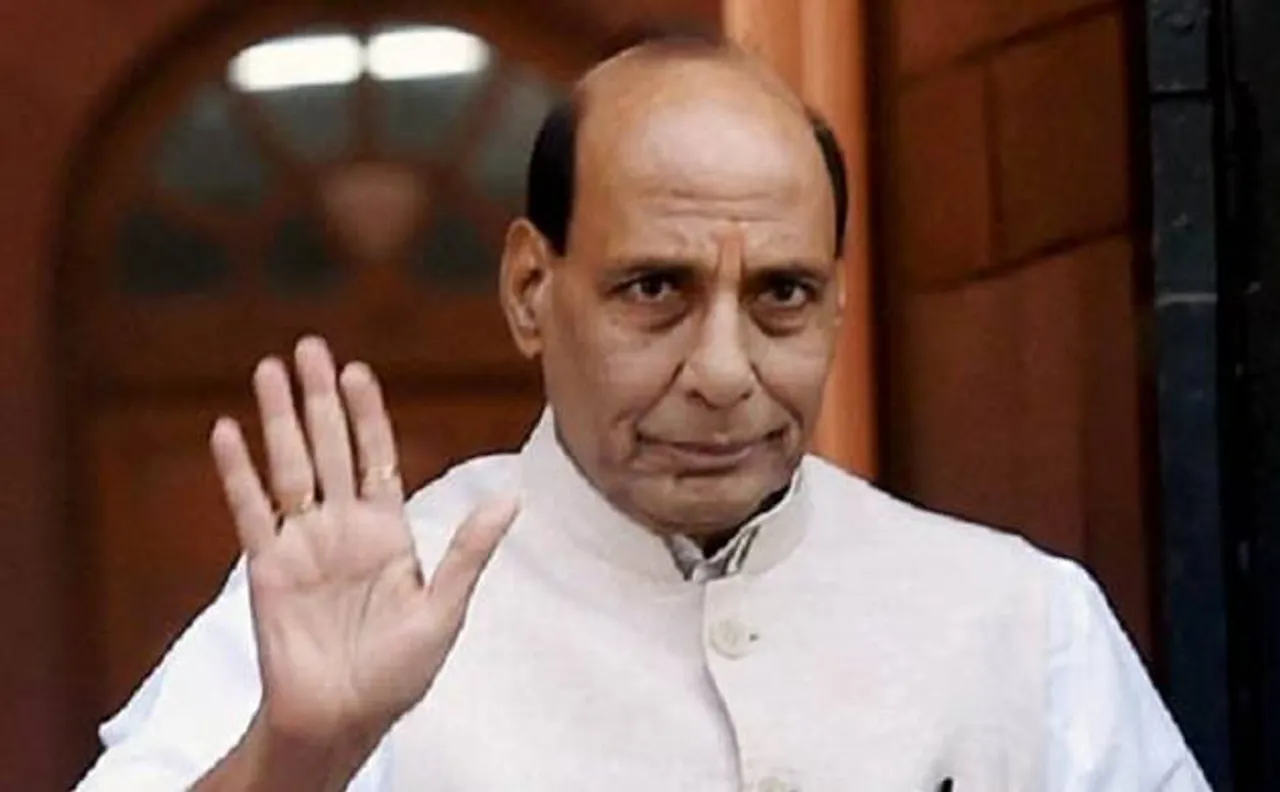 ममता बनर्जी और राज्यपाल के बीच सुलह की कोशिश में राजनाथ, राज्य सरकार से मांगी रिपोर्ट