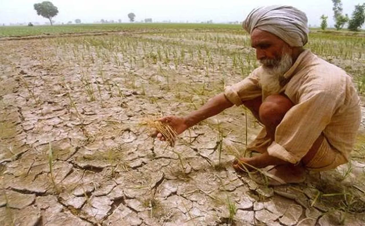 किसानों की आत्महत्या पर SC में सरकार का आश्वासन, एक साल में बदल देंगे तस्वीर