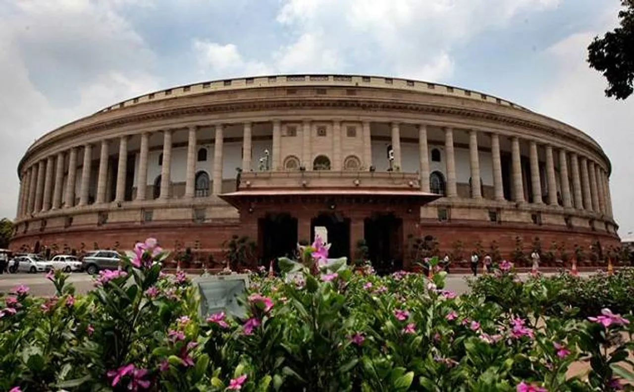 राष्ट्रपति चुनाव 2017: कौन बनेगा राष्ट्रपति, सांसद हरे तो विधायक गुलाबी रंग के बैलट पर देंगे अपना वोट