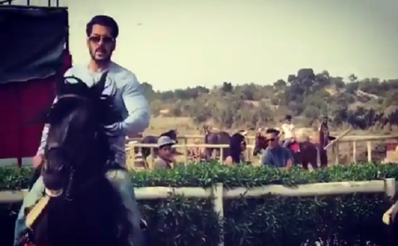Video: 'टाइगर जिंदा है' के लिए घुड़सवारी सीख रहे हैं सलमान खान, शुरू की ट्रेनिंग