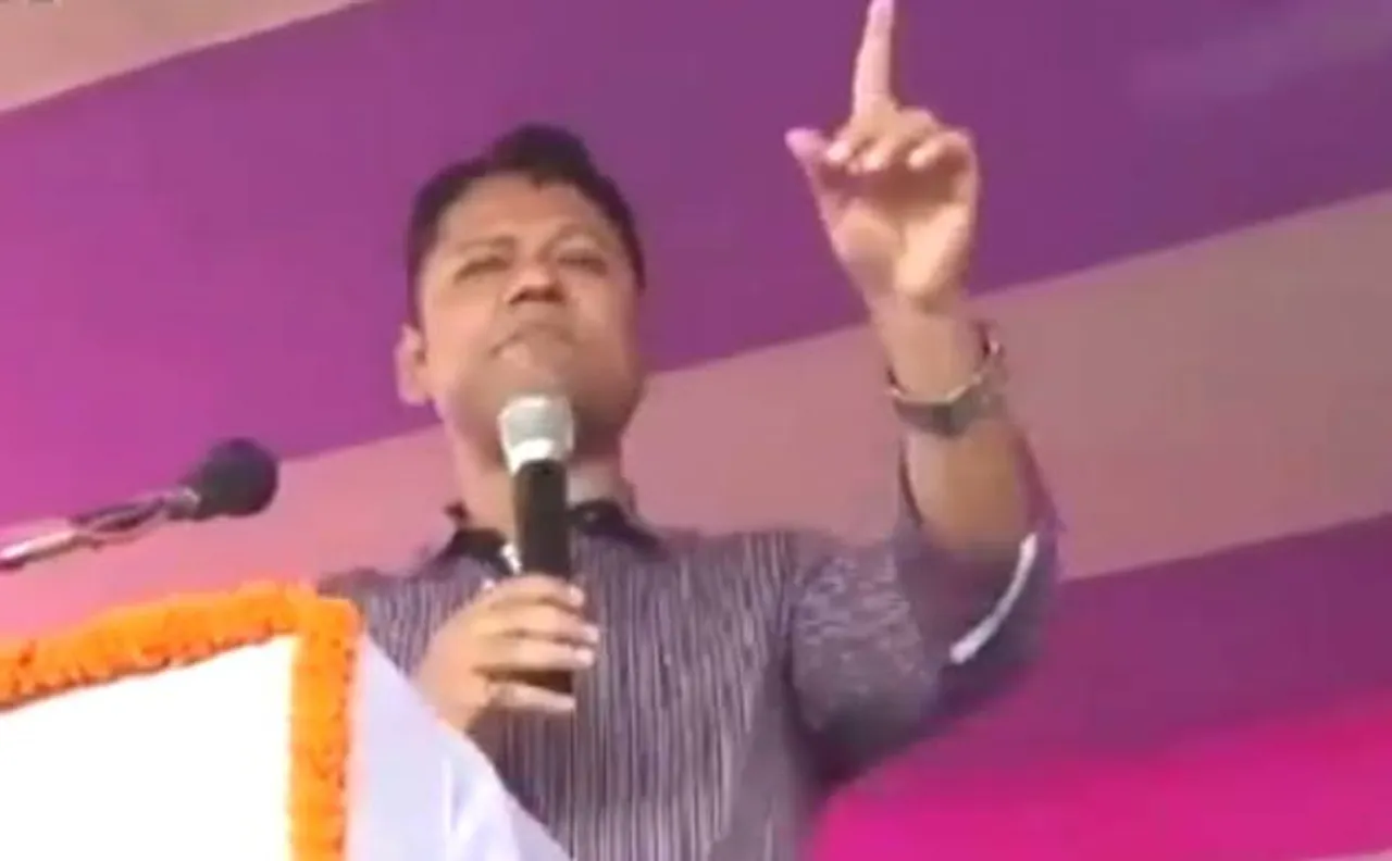 स्वच्छता प्रोगाम में यह क्या बोल गए बिहार के औरंगाबाद के DM, बोले- शौचालय बनवाने के पैसे नहीं तो बेच दो बीवी