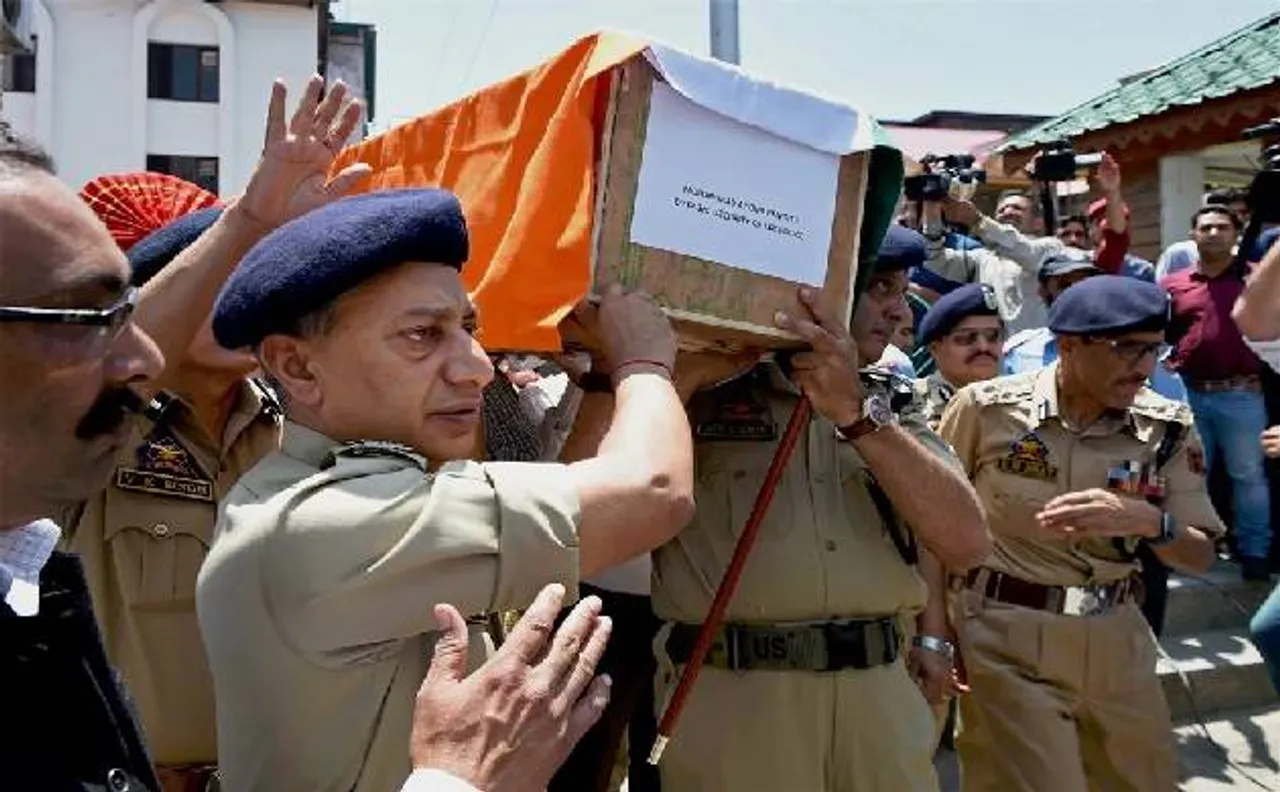 जम्मू-कश्मीर: डीएसपी अयूब पंडित हत्याकांड में 20 गिरफ्तार