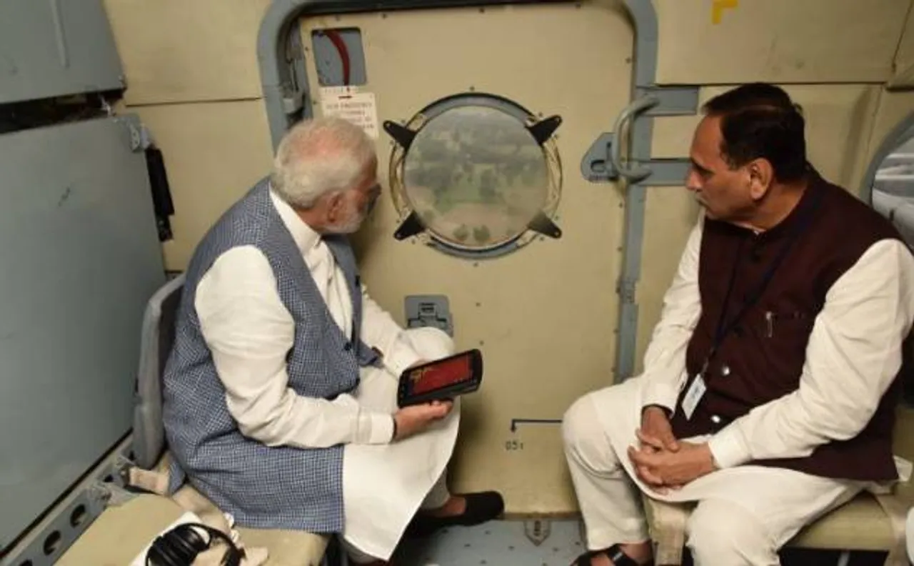 गुजरात में बाढ़ से 83 मौतें, पीएम मोदी ने 500 करोड़ रुपये का दिया राहत पैकेज
