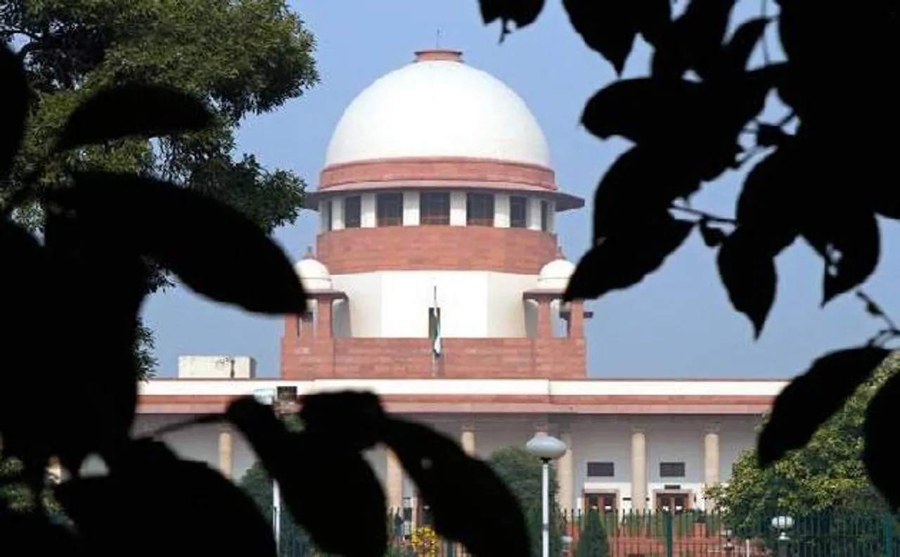 अनुच्छेद 370 को चुनौती देने वाली अर्जी SC में मंजूर, केंद्र को नोटिस