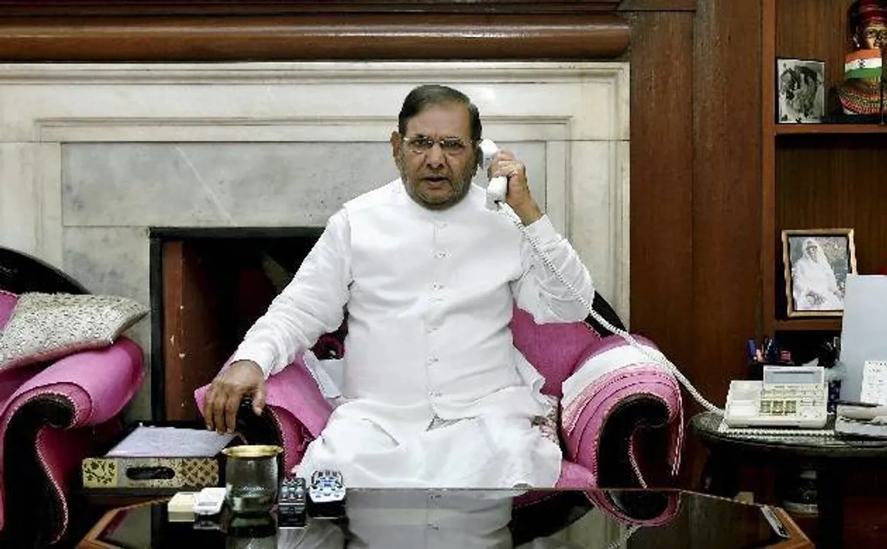 अहमद पटेल ने शरद यादव को कहा 'थैंक्स', सहयोग के लिए माना आभार
